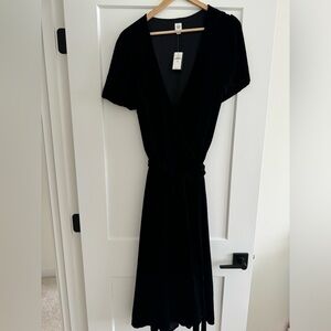 Gap black velvet short sleeve wrap dress 18 Tall